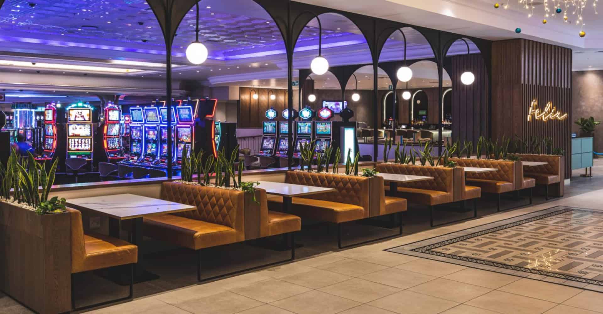 Image Gallery - Hemingways Casino